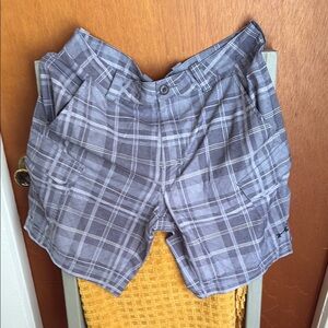 Under Armour Gray Flat Front Shorts Lightweight Casual Wear